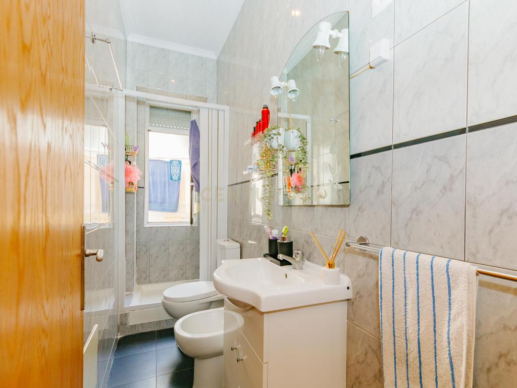 Apartamento T2 em Bairro dos Actores, Areeiro, Lisboa - Image 14