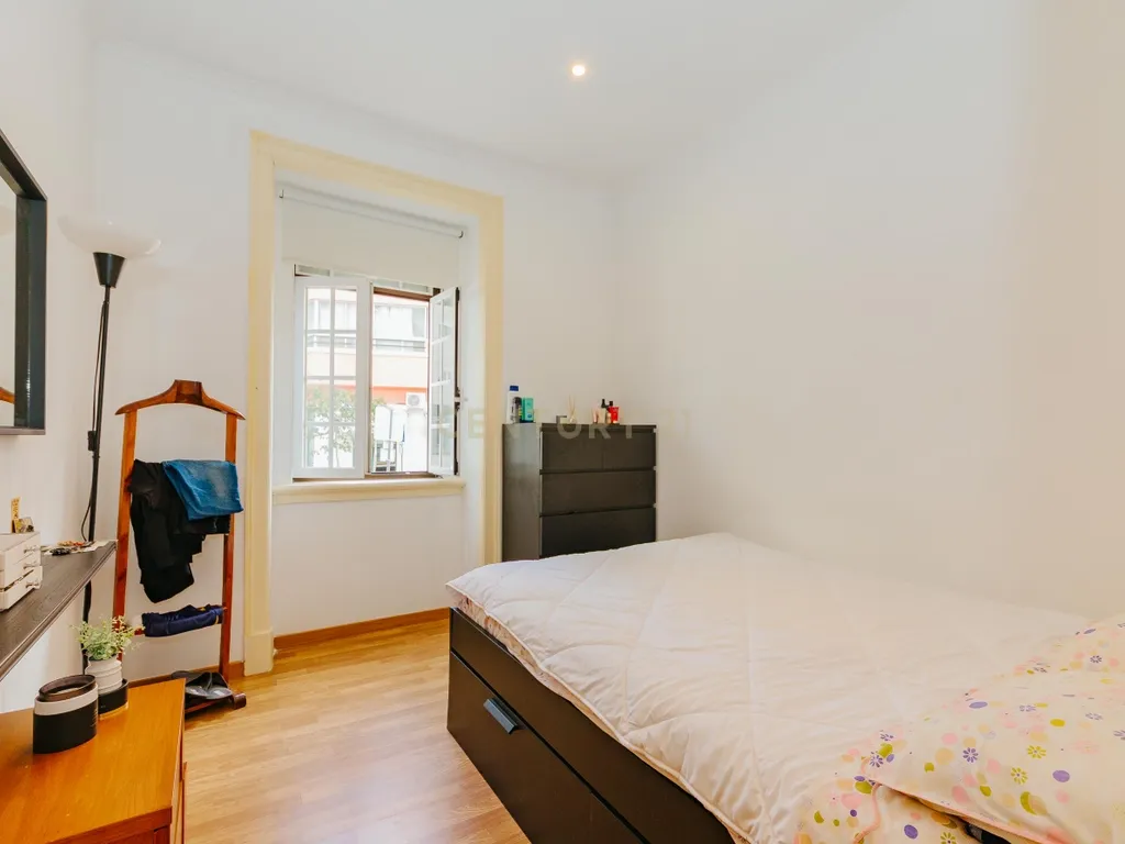 Apartamento T2 em Bairro dos Actores, Areeiro, Lisboa - Image 4
