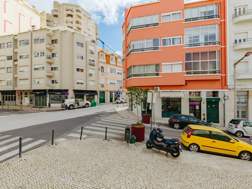 Apartamento T2 em Bairro dos Actores, Areeiro, Lisboa - Image 19