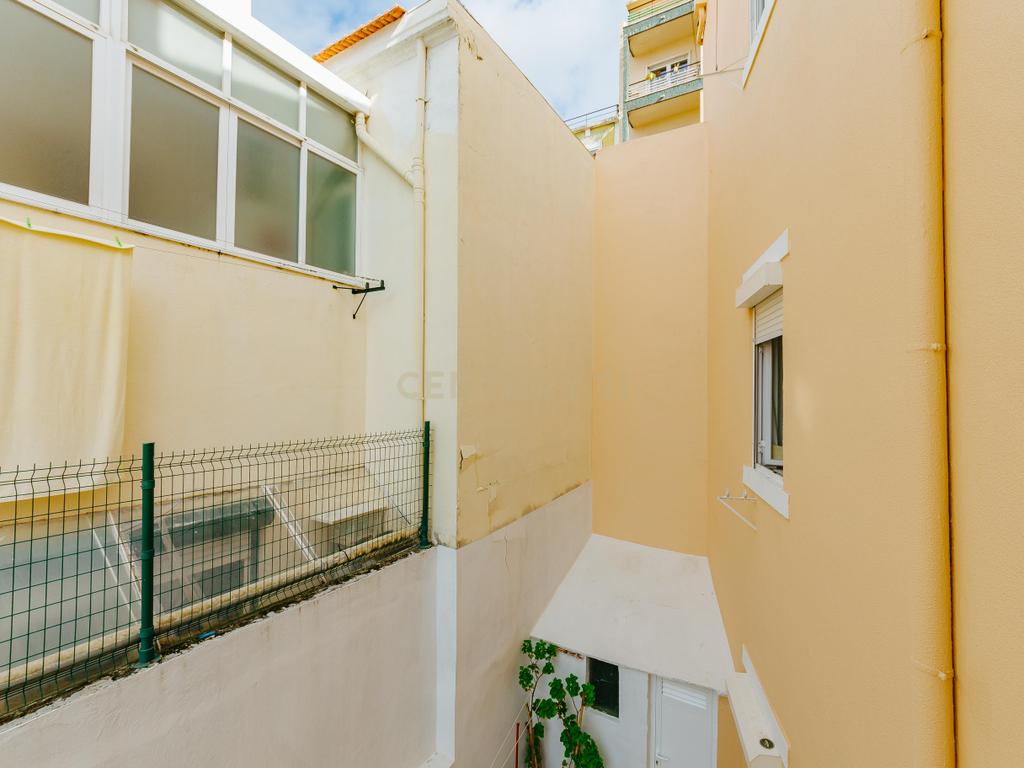 Apartamento T2 em Bairro dos Actores, Areeiro, Lisboa - Image 18