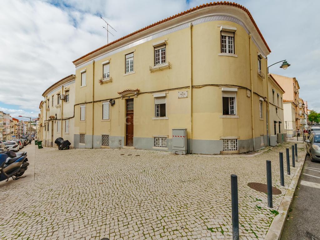 Apartamento T2 em Bairro dos Actores, Areeiro, Lisboa  - Image 25