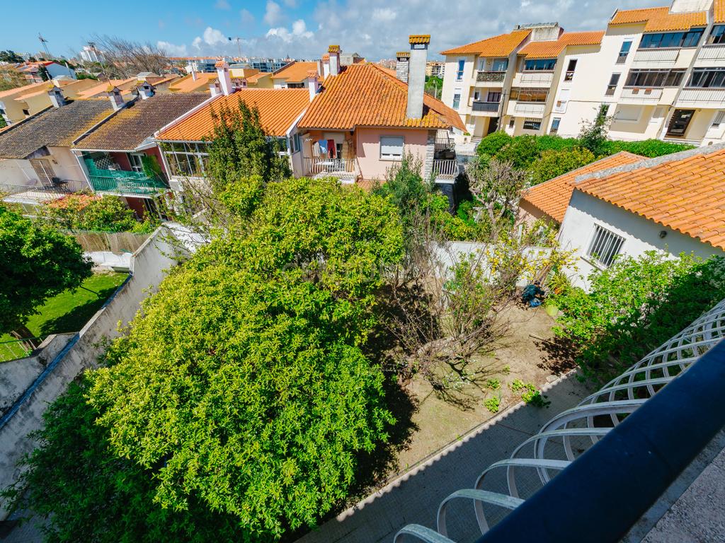 Espetacular Moradia T6 em Carcavelos, Cascais, de gaveto, num lote de 400m2 - Image 48