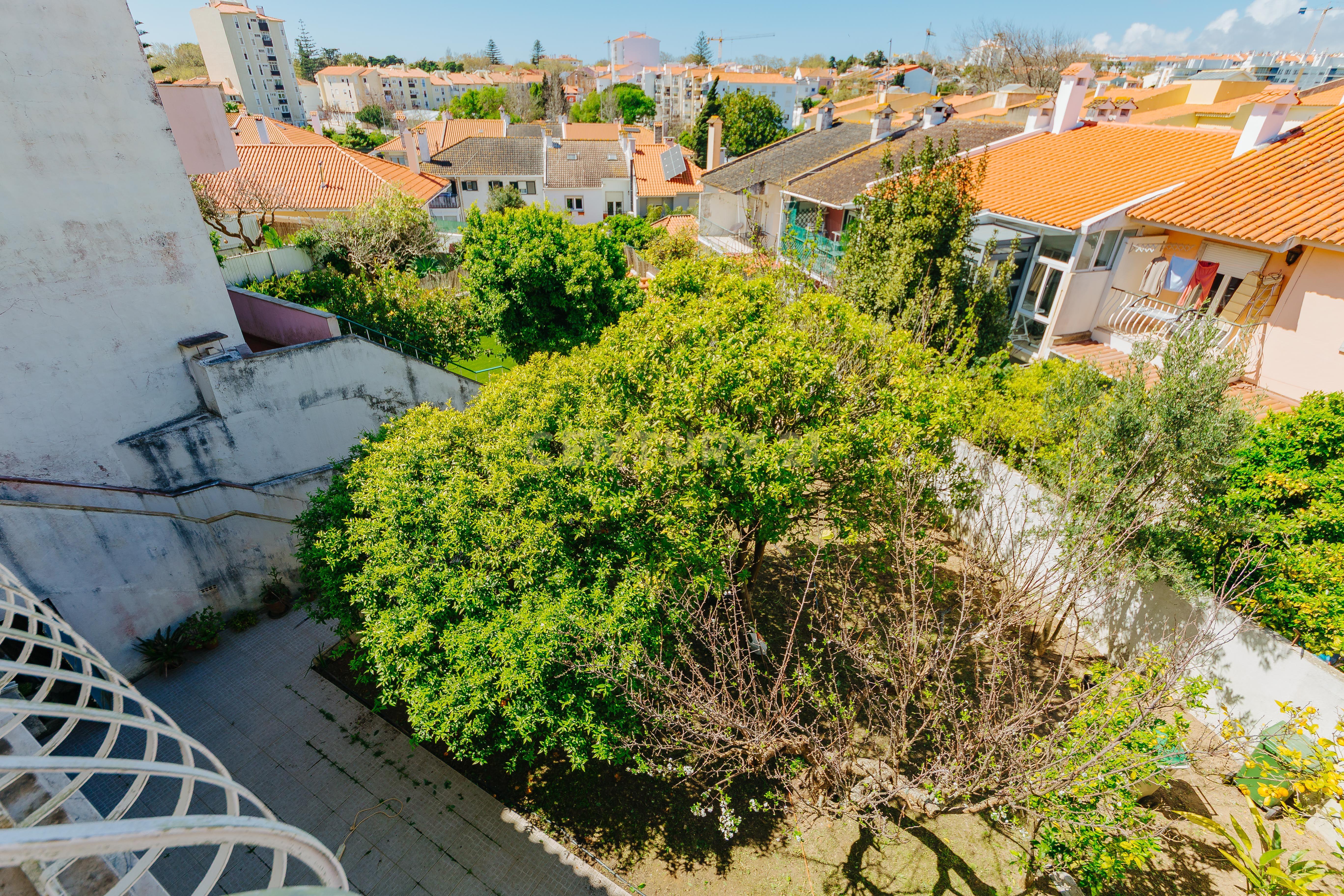 Espetacular Moradia T6 em Carcavelos, Cascais, de gaveto, num lote de 400m2 - Image 47