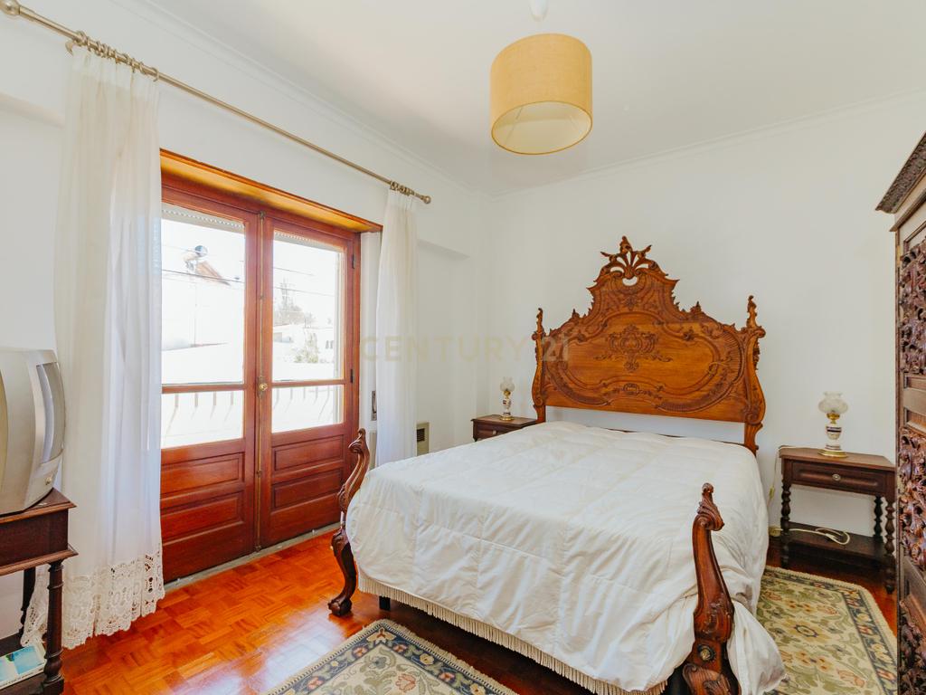 Espetacular Moradia T6 em Carcavelos, Cascais, de gaveto, num lote de 400m2 - Image 23