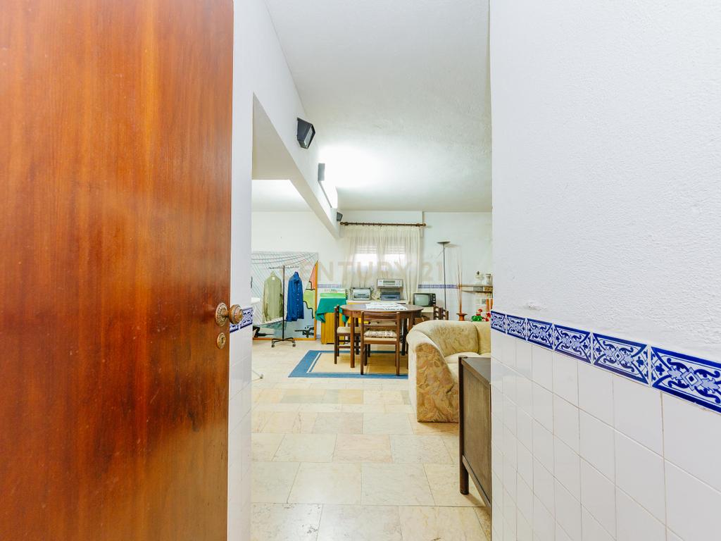 Espetacular Moradia T6 em Carcavelos, Cascais, de gaveto, num lote de 400m2 - Image 52