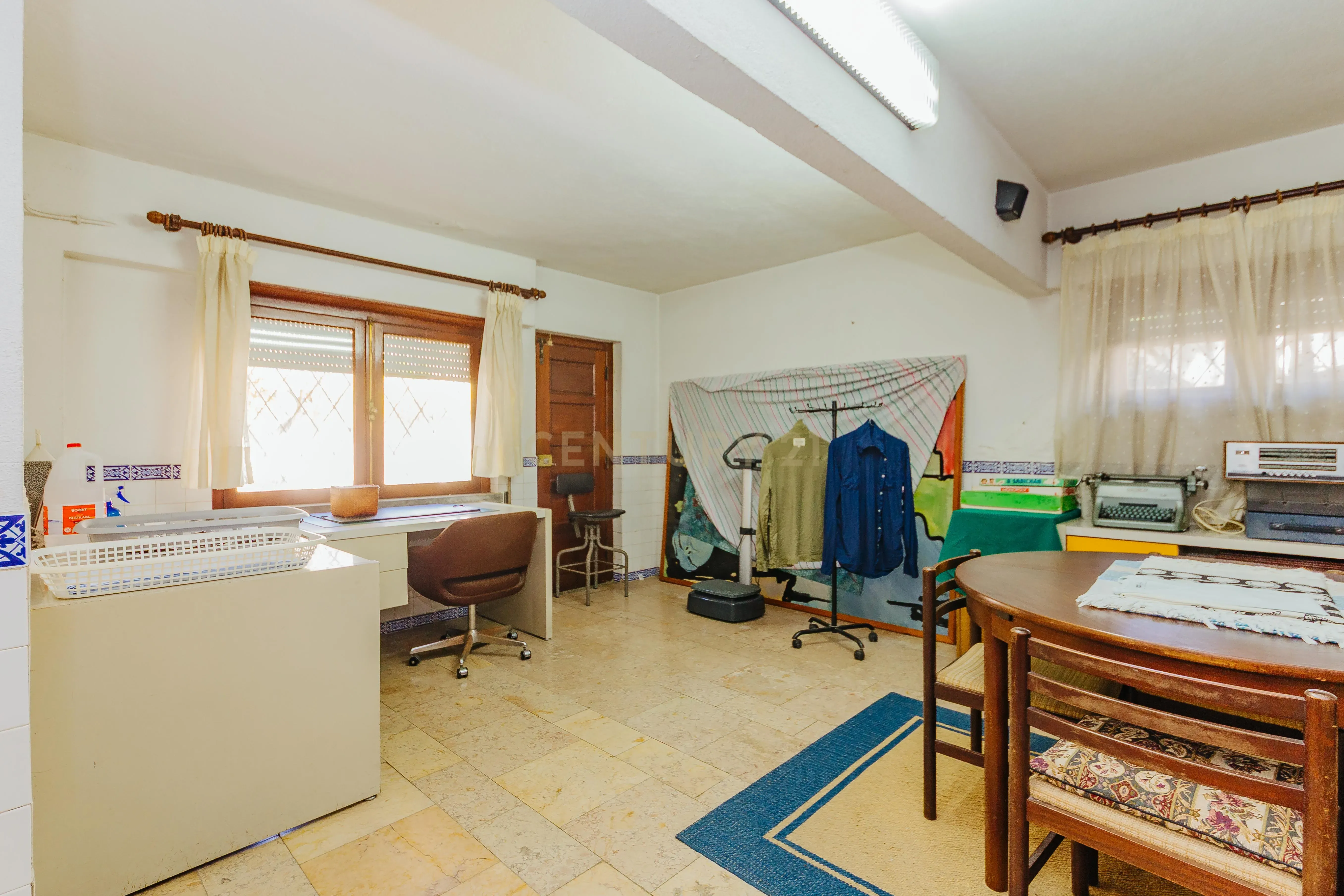 Espetacular Moradia T6 em Carcavelos, Cascais, de gaveto, num lote de 400m2 - Image 56