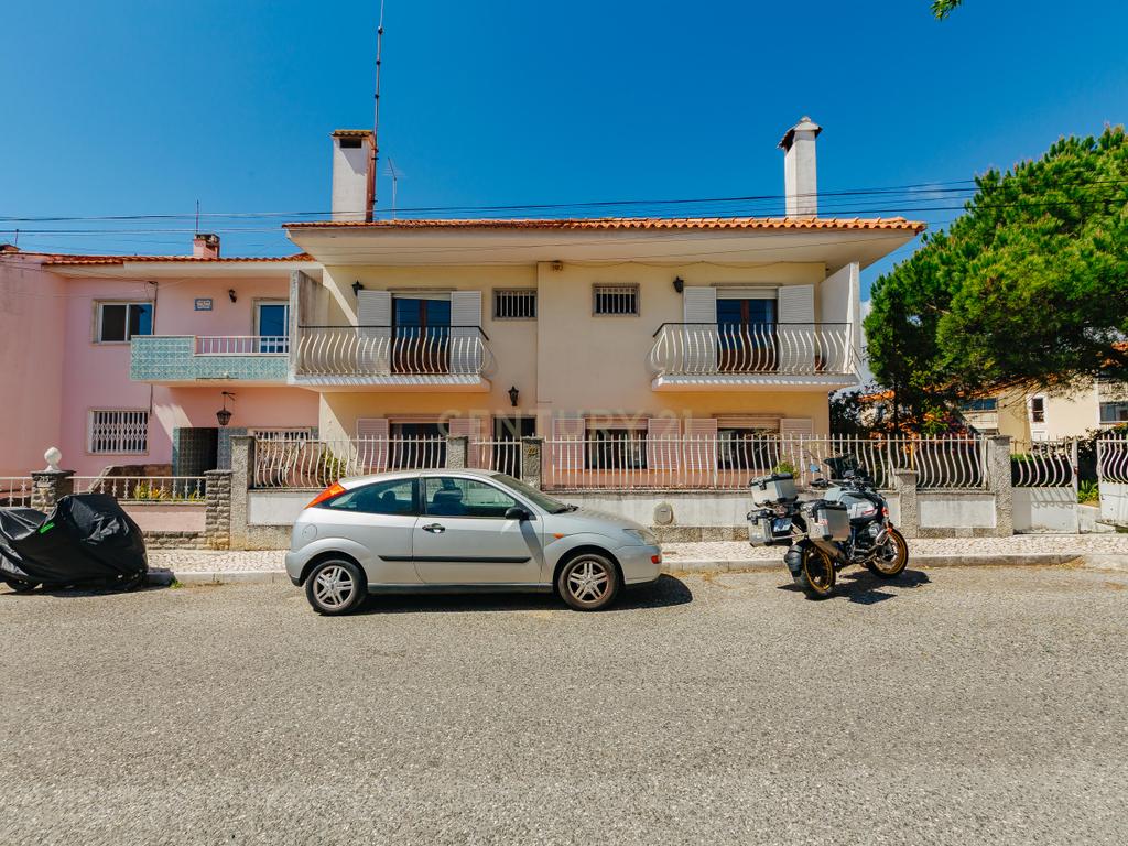 Espetacular Moradia T6 em Carcavelos, Cascais, de gaveto, num lote de 400m2 - Image 92