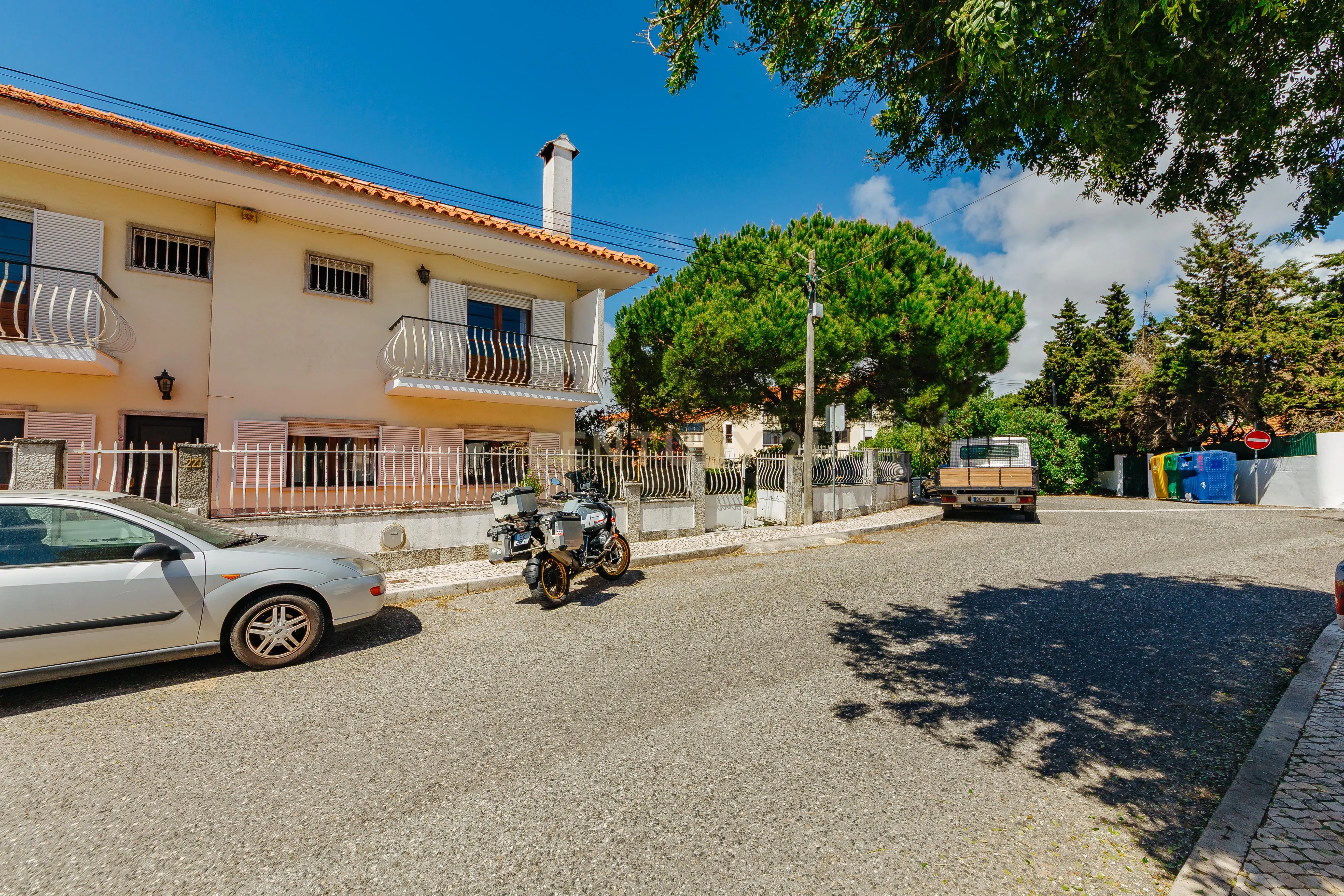 Espetacular Moradia T6 em Carcavelos, Cascais, de gaveto, num lote de 400m2 - Image 88