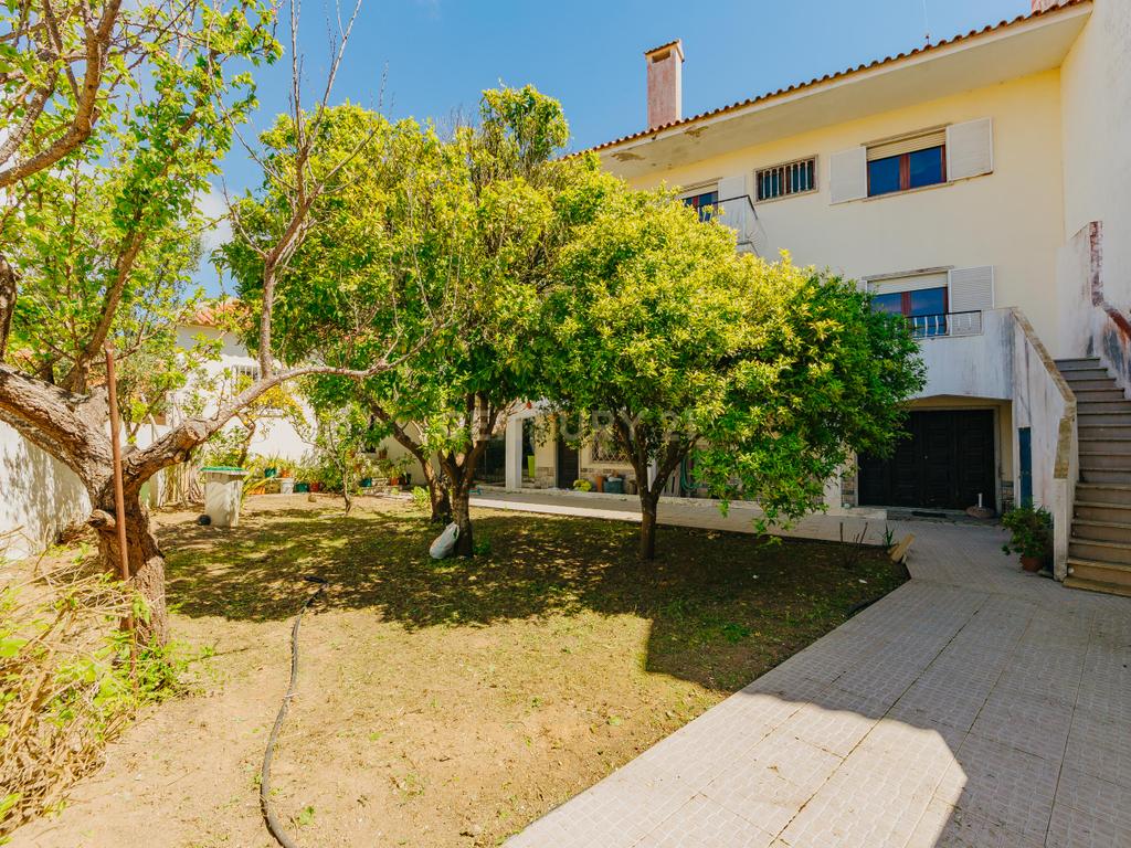 Espetacular Moradia T6 em Carcavelos, Cascais, de gaveto, num lote de 400m2 - Image 66
