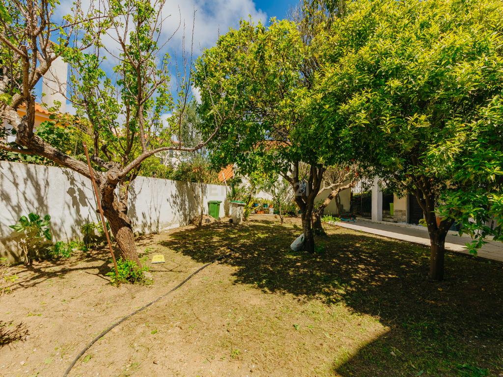 Espetacular Moradia T6 em Carcavelos, Cascais, de gaveto, num lote de 400m2 - Image 69