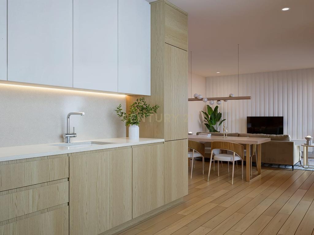 Espectacular Apartamento T3, totalmente remodelado, no centro do Montijo - Image 16