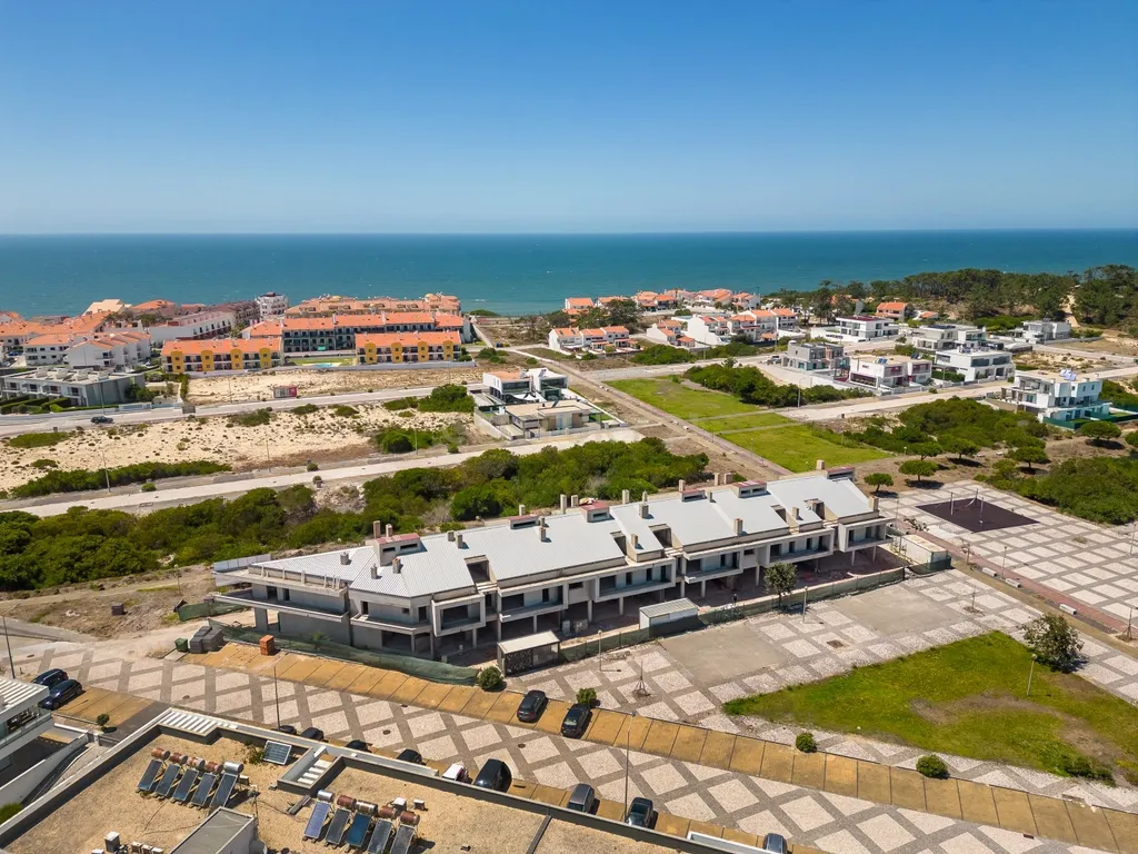 Excelente Apartamento T2 NOVO na Praia da Pedra do Ouro - Image 19
