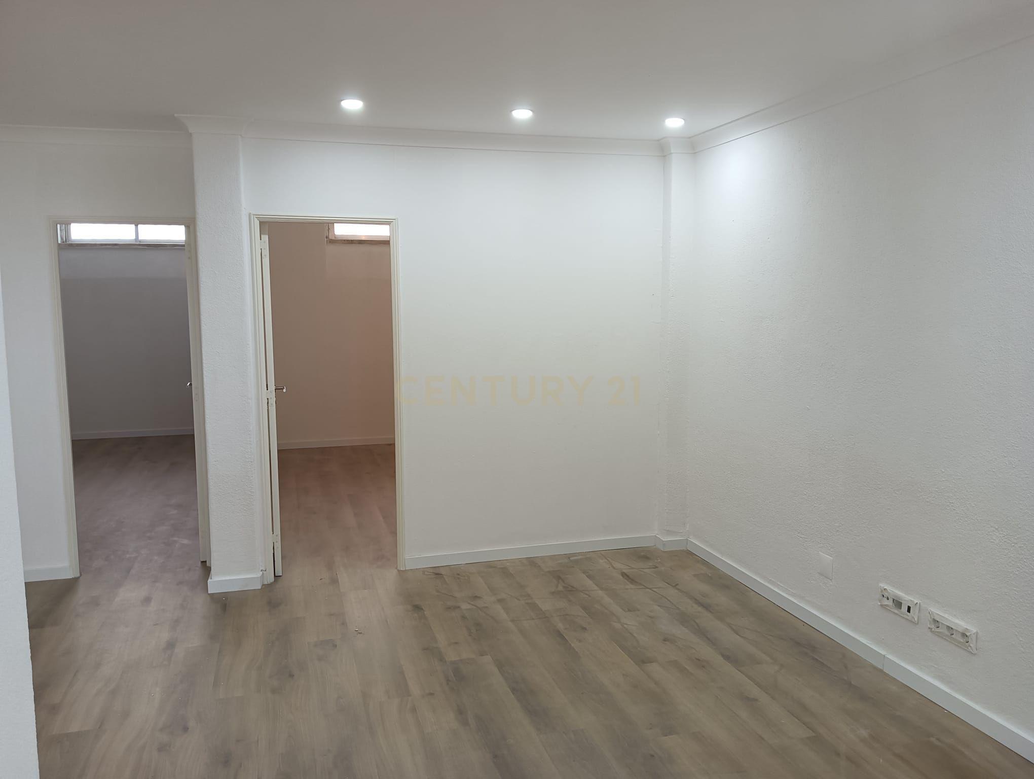 Apartamento para Investimento Metro de Alfornelos - Image 33