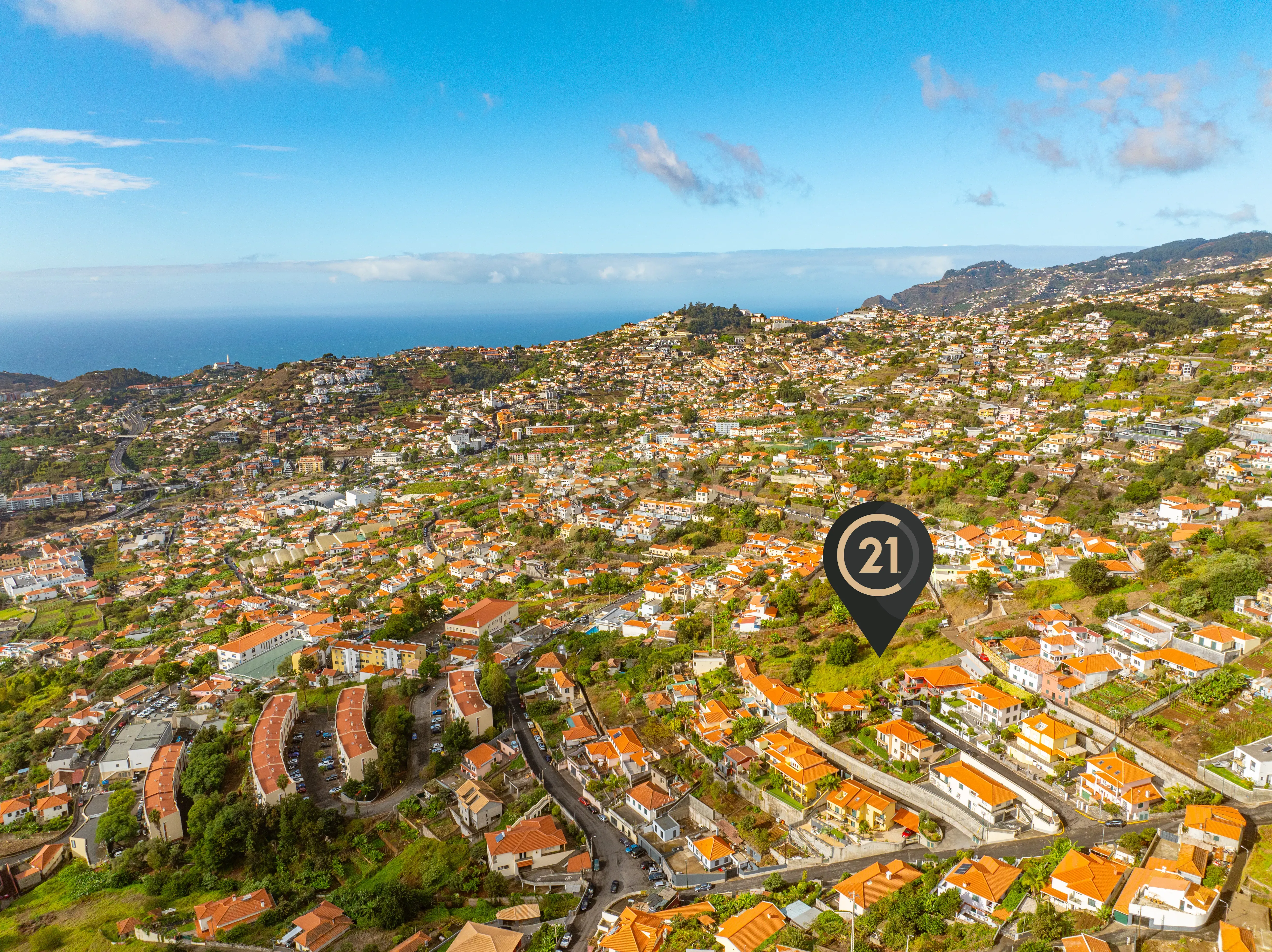 Terreno Urbano para Construção - São Roque, Funchal. - Image 18