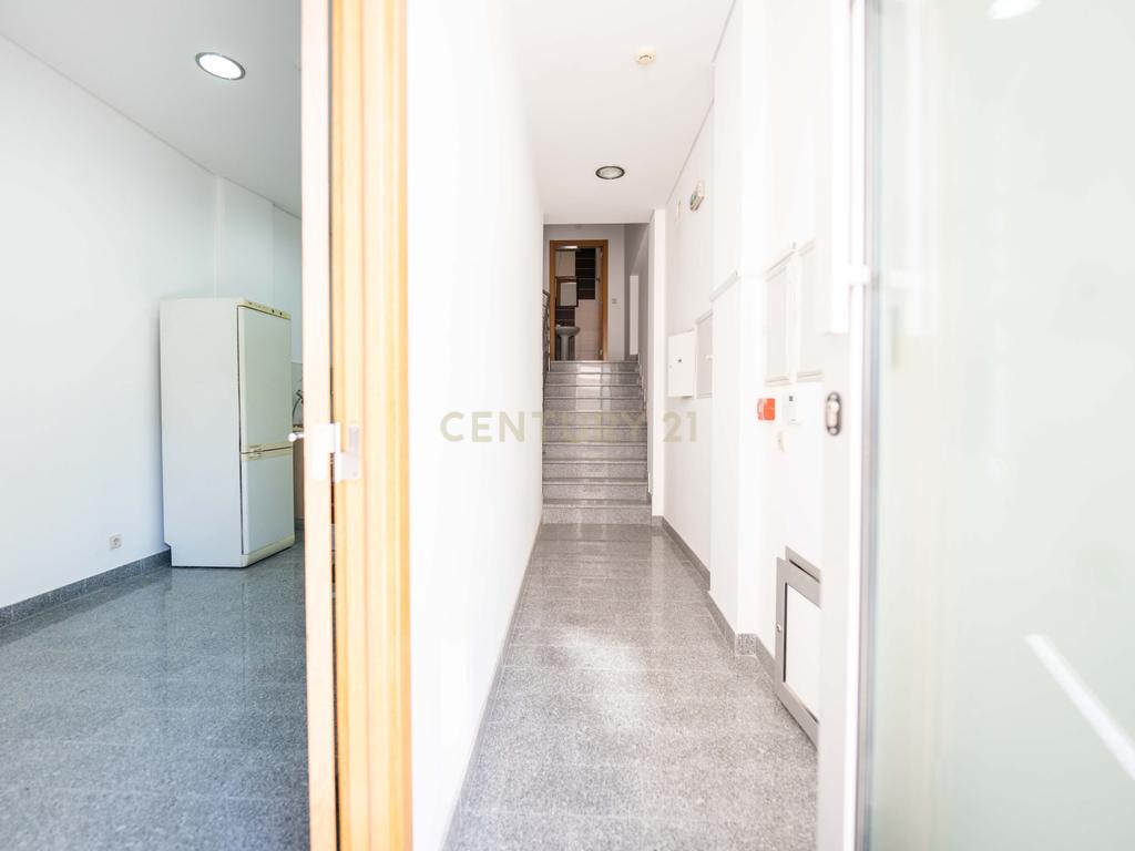 Venda | Prédio com 3 andares, Terreiro da Erva – Centro Histórico de Coimbra (Património UNESCO) - Image 3