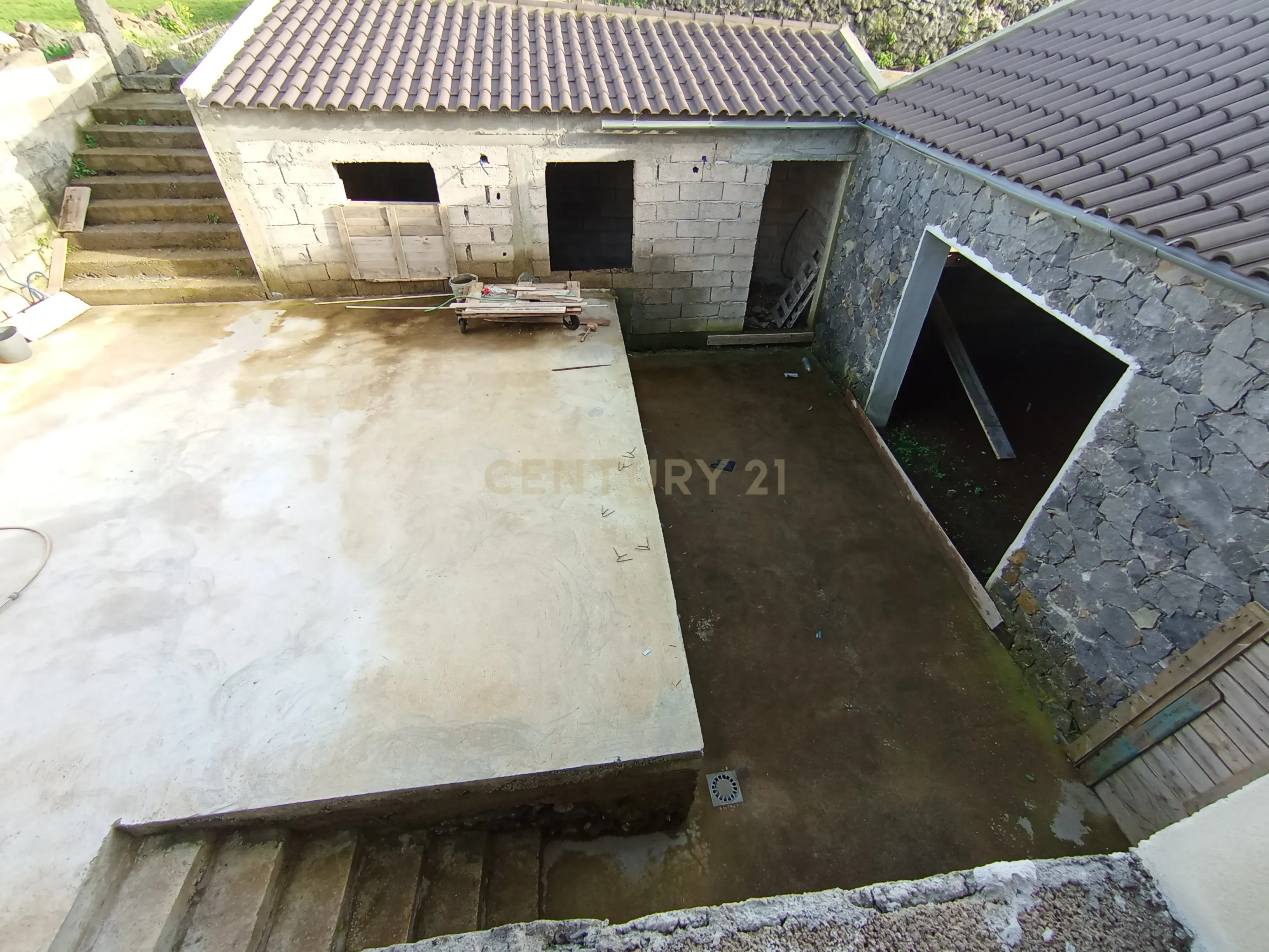 Moradia em Construção com Projeto Aprovado na ilha Graciosa - Image 11
