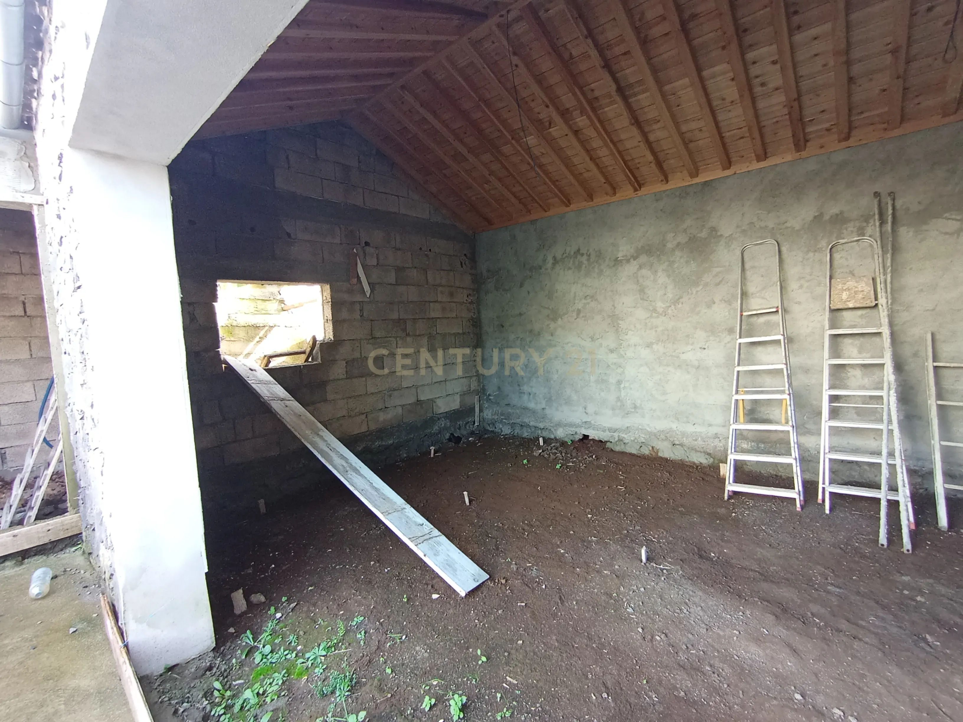 Moradia em Construção com Projeto Aprovado na ilha Graciosa - Image 24