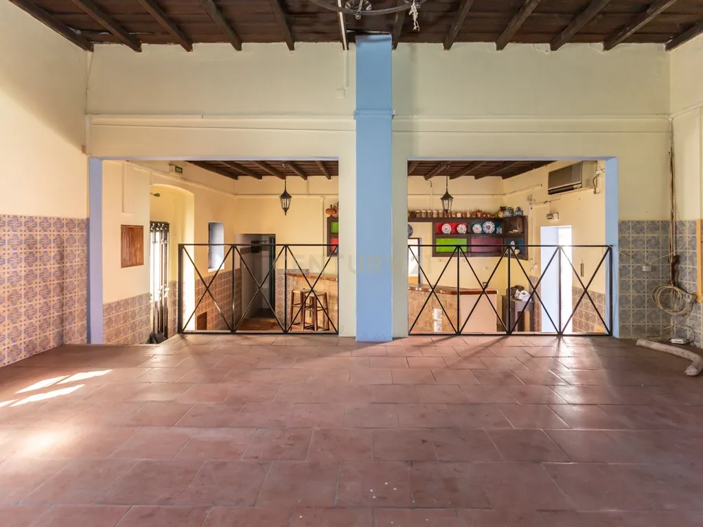 Loja - Palacete em Ferreira do Alentejo - Image 3