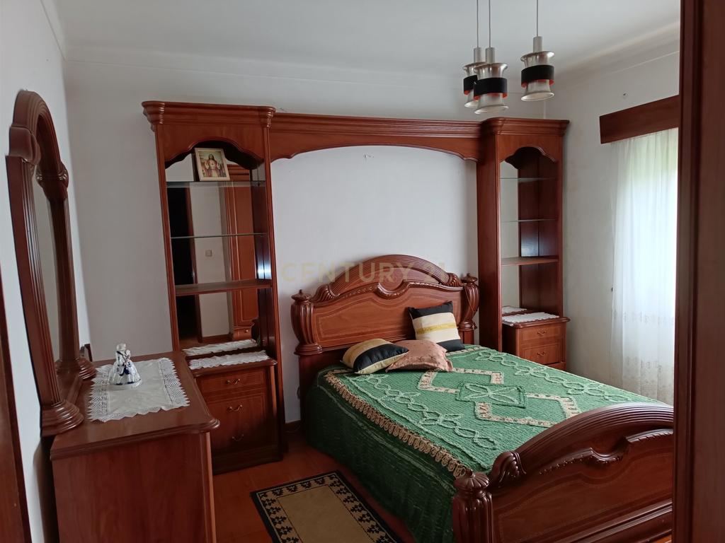 Moradia 3 quartos com armazém, num lote de terreno de 8140m2 - Benedita, Leiria - Image 20