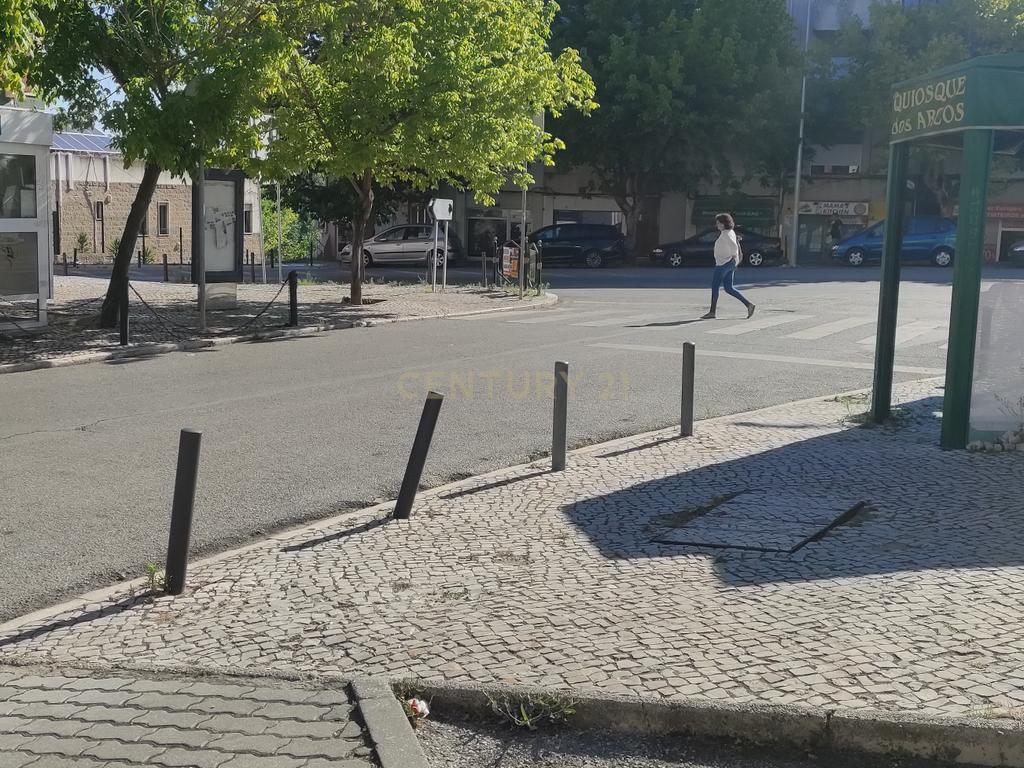 LOJA NO BARREIRO COM 83M2 - Image 6
