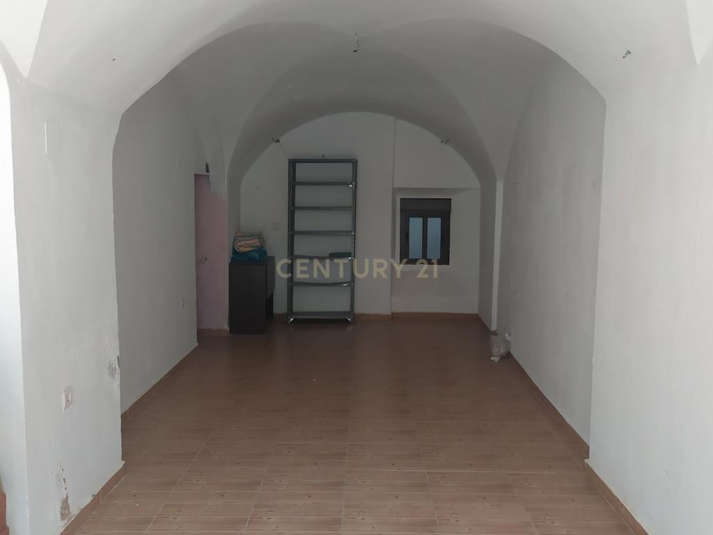 undefined - Image 3