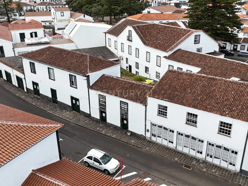 Moradia T2 no centro da vila de Santa Cruz, ilha Graciosa - Image 2