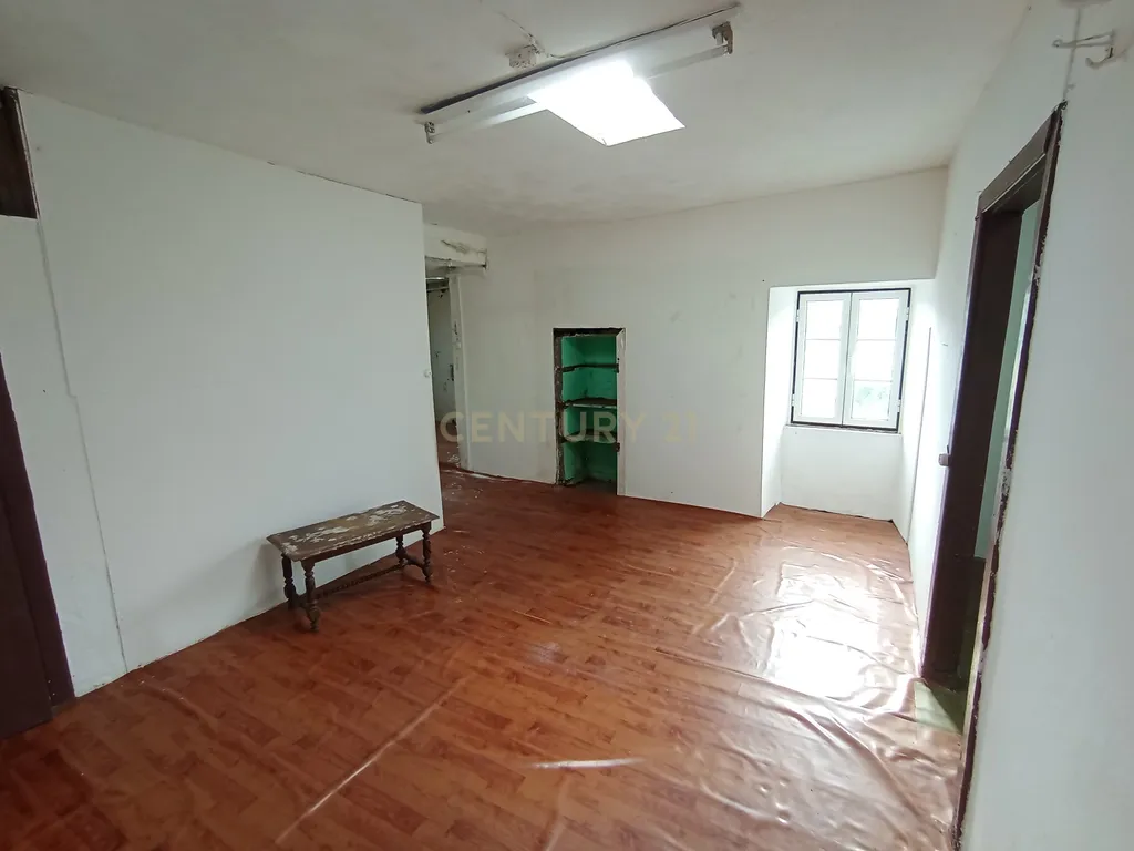 T2 para restaurar em São Mateus da Graciosa - Image 7