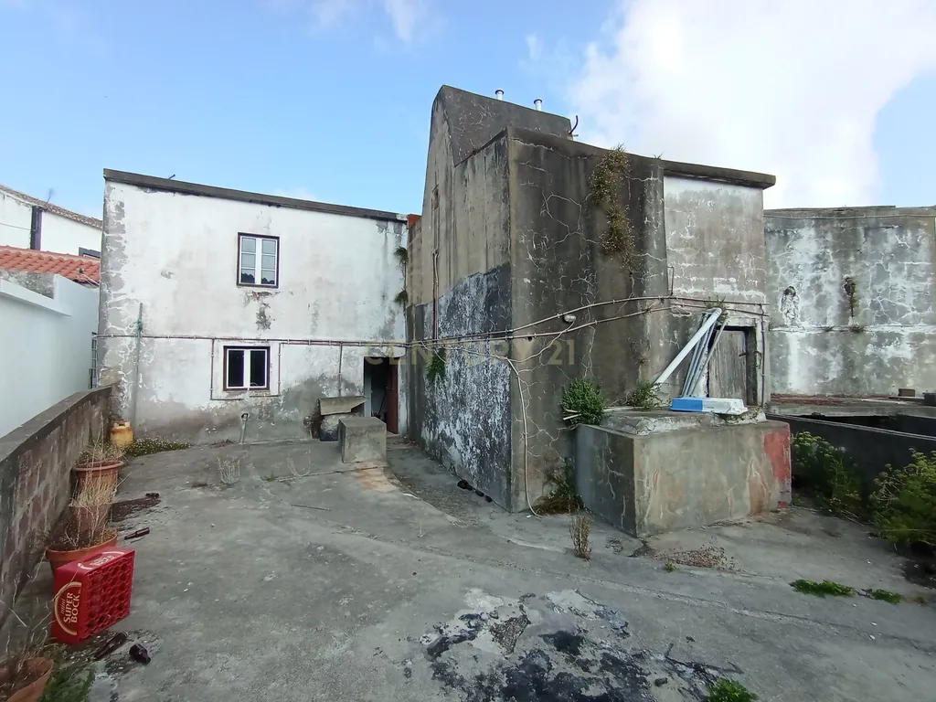T2 para restaurar em São Mateus da Graciosa - Image 10