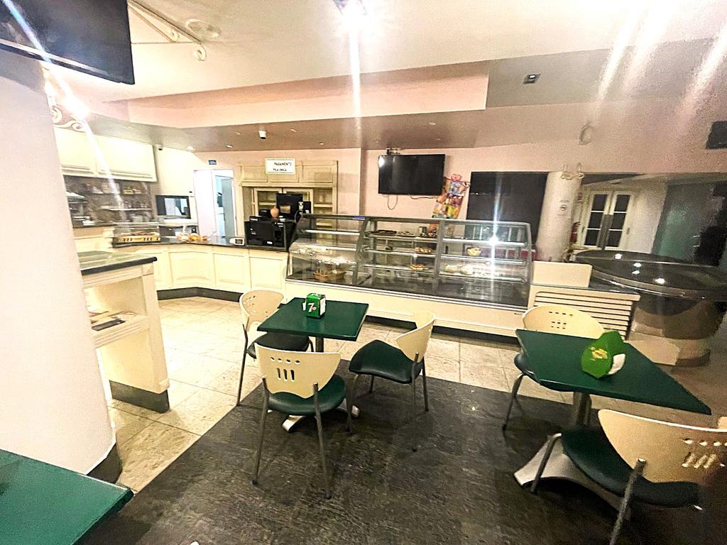 Padaria em Leiria, 250m² com Acessibilidade e Cozinha Equipada - Image 6