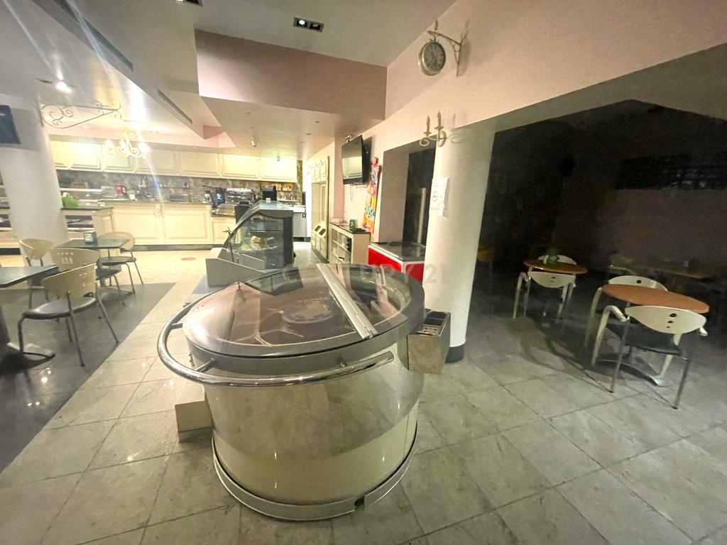 Padaria em Leiria, 250m² com Acessibilidade e Cozinha Equipada - Image 9