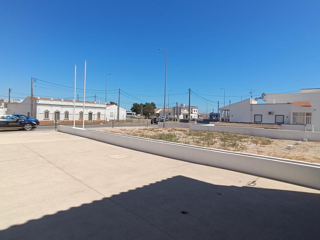 Loja na N125 Loulé-Faro - Arrendamento - Image 2
