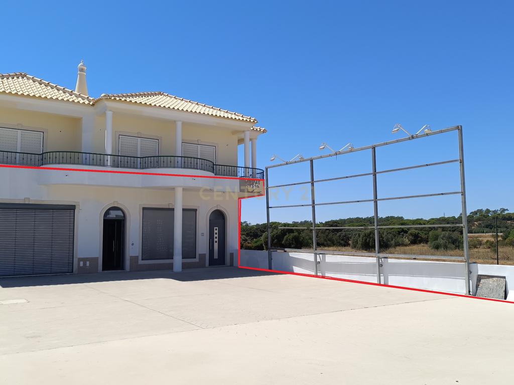 Loja na N125 Loulé-Faro - Arrendamento - Image 1