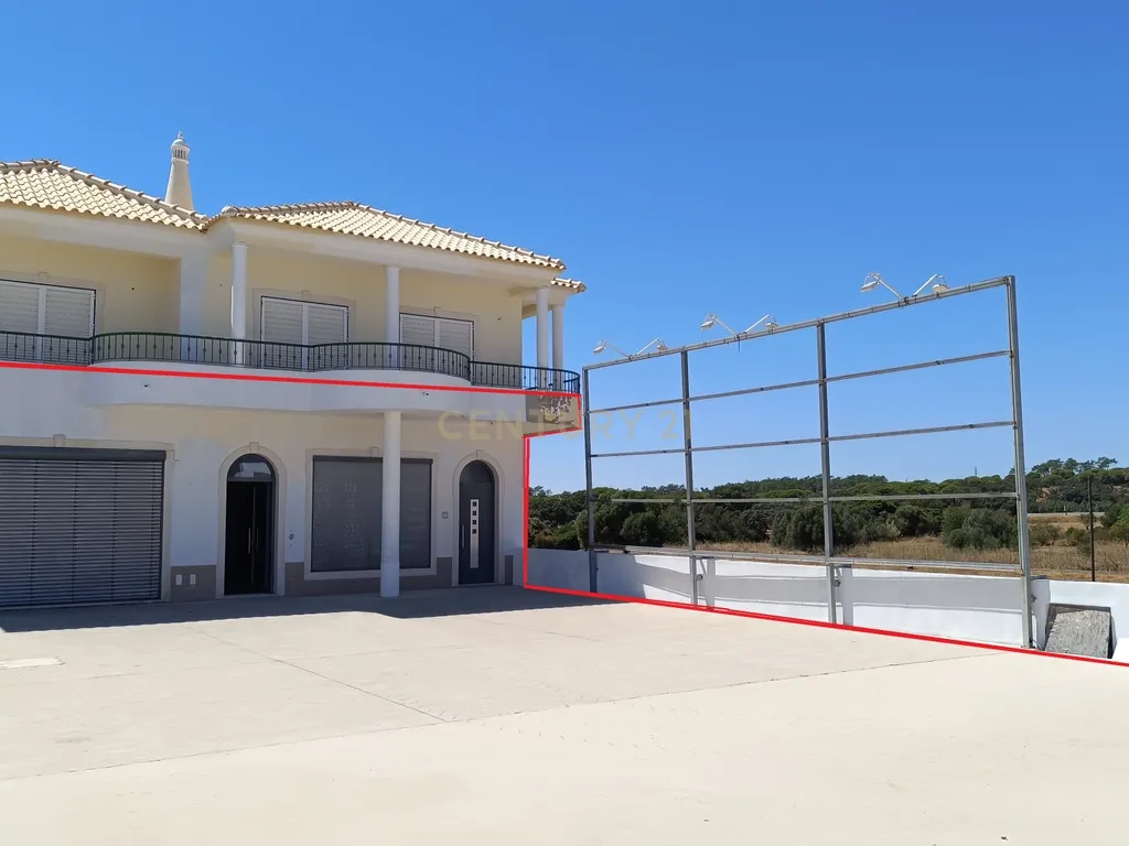 Loja na N125 Loulé-Faro - Arrendamento - Image 1
