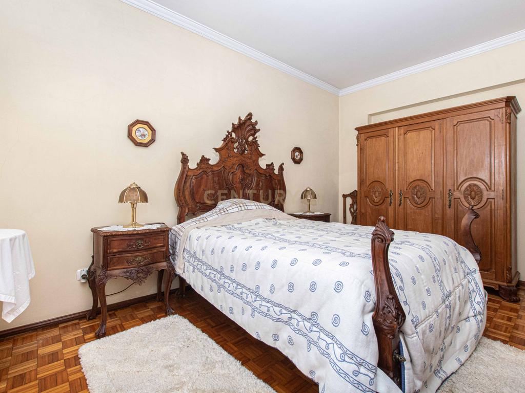 Apartamento T3 em Odivelas - Image 9