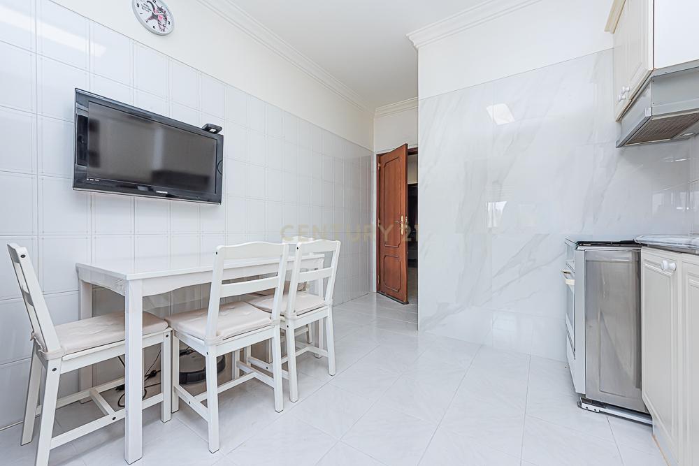 Apartamento T2 em Poço Mouro, Setúbal - Image 10