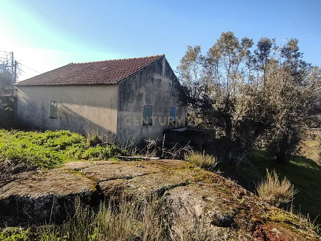 🏡 Moradia T3 com Terreno e vistas para Serra da Estrela🌿 - Image 3