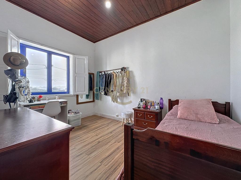 Excelente moradia T4 muito bem localizada na Vila das Lajes, ilha Terceira - Image 17