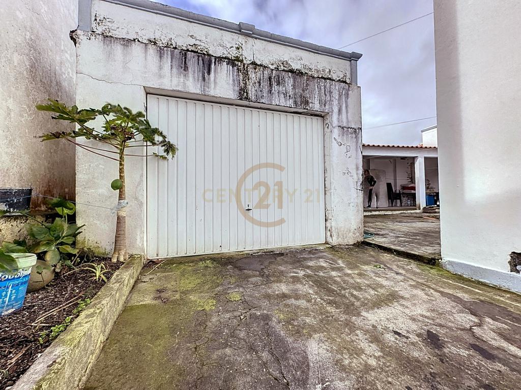 Excelente moradia T4 muito bem localizada na Vila das Lajes, ilha Terceira - Image 6