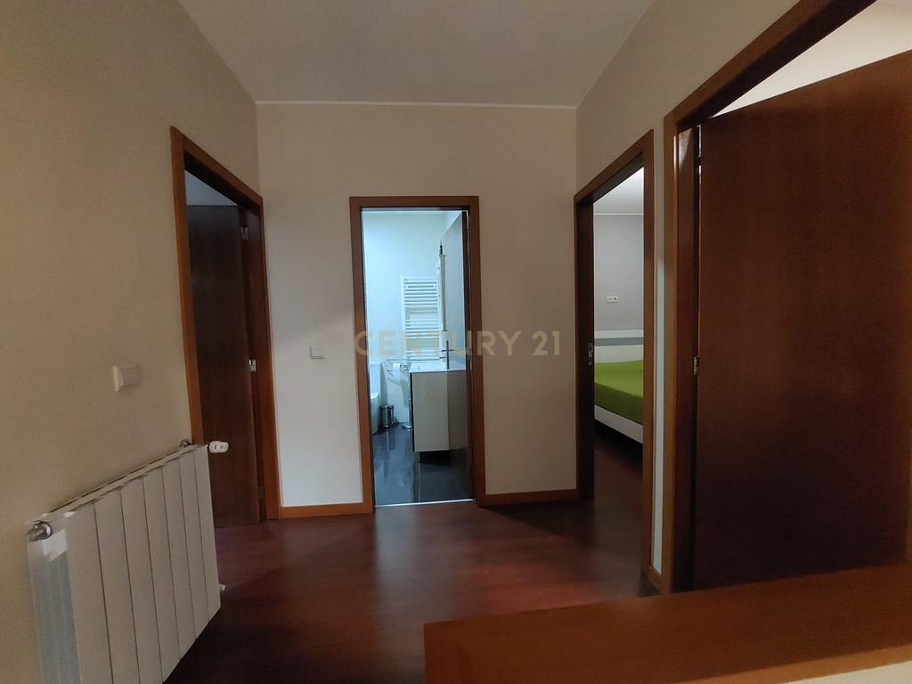 Moradia geminada T3 em Braga - Image 9