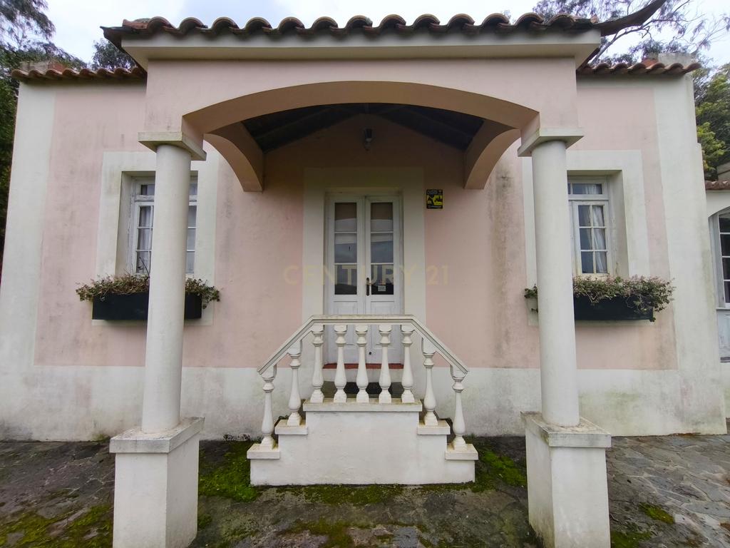 Quinta com Duas Moradias – Um Refúgio Exclusivo em Ribeira Grande - Image 3