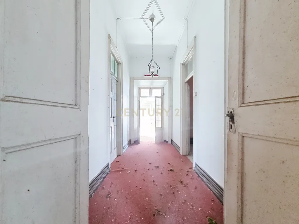 Duas Casas Antigas na Cidade da Ribeira Grande, Ilha de São Miguel - Oportunidade Única! - Image 16
