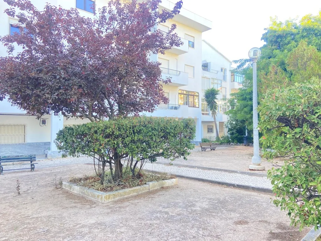 Apartamento T0 (88 m²) com terraço – Próximo de Cascais - Image 41