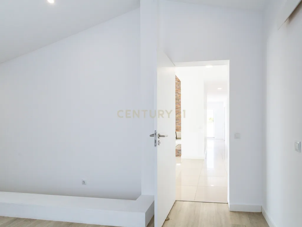 Penthouse T3 com vista mar e serra - Cascais - Image 24