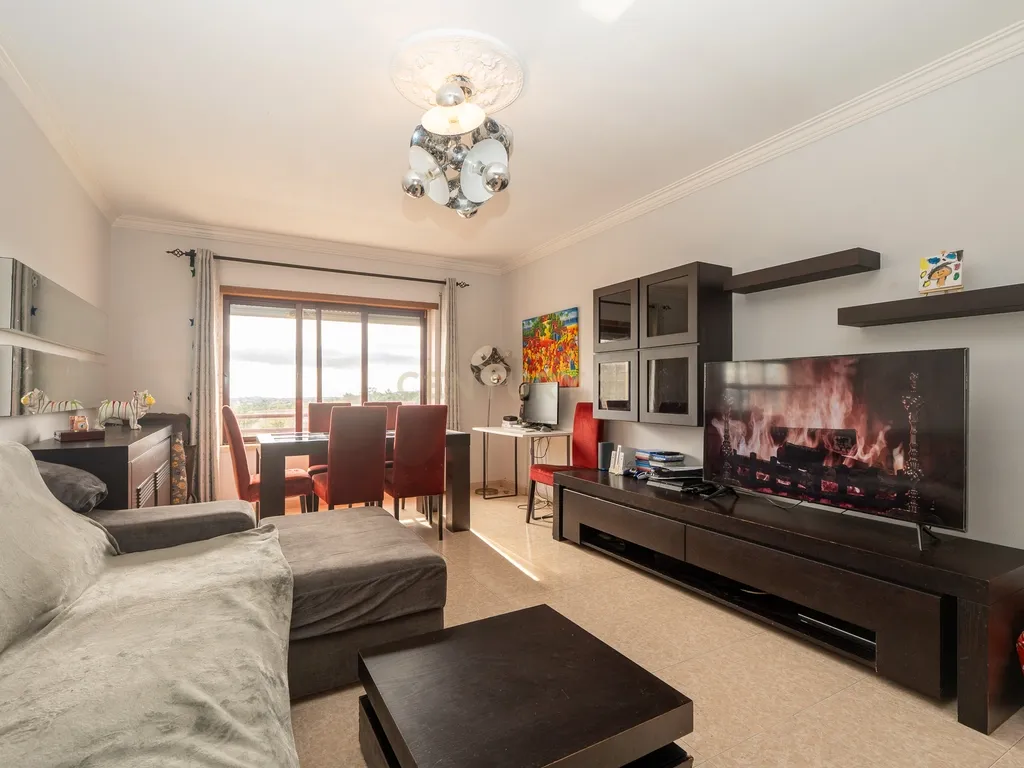 🏡 Apartamento T2 com varanda e vista desafogada - Image 6