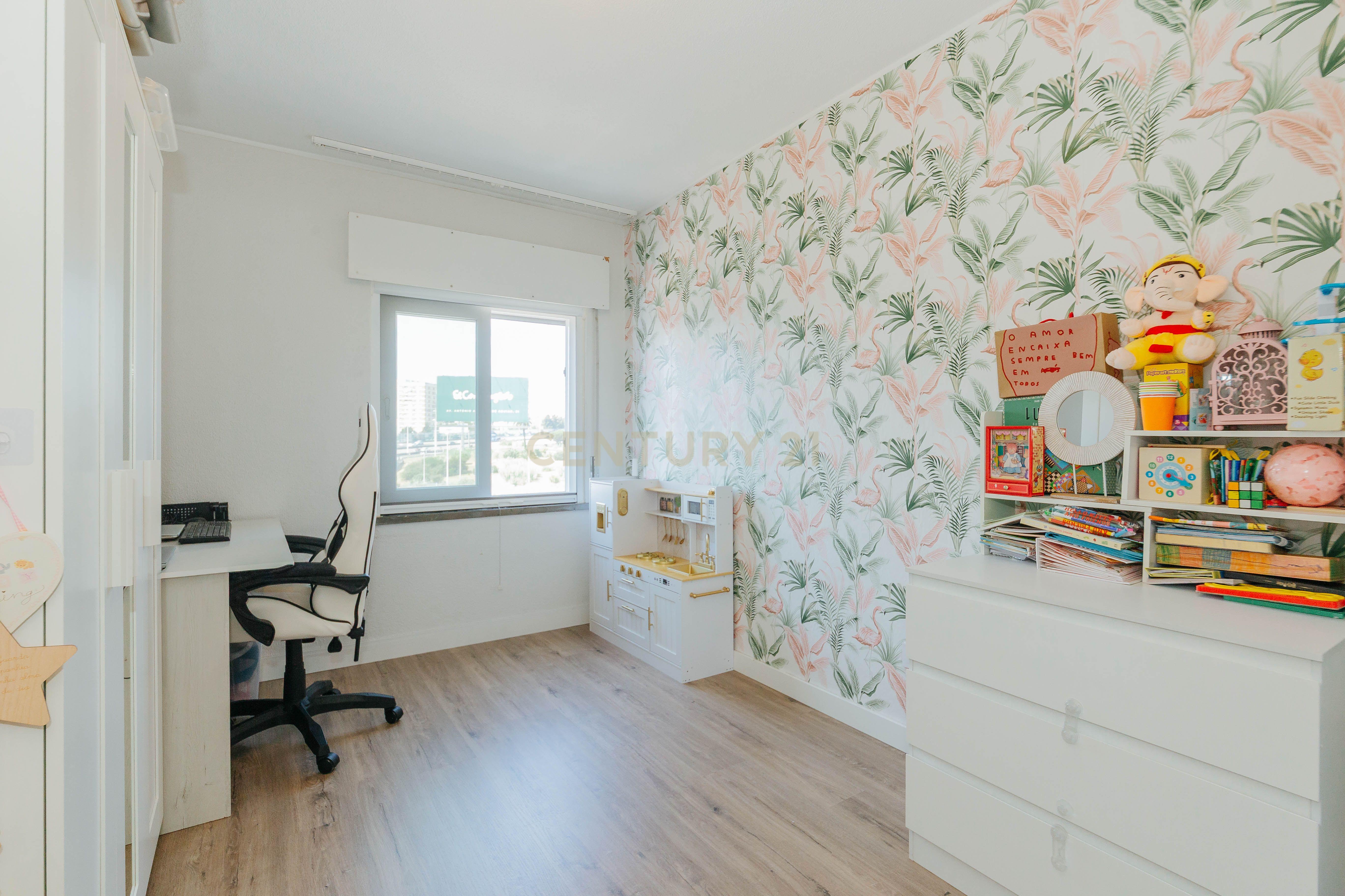 Fotografia 12 de Apartamento T2 Remodelado em Sacavém