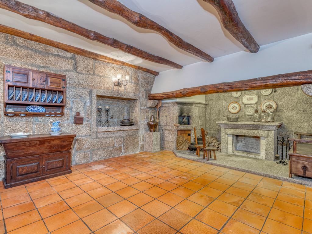 Herdade em Moreira de Cónegos – Moradia com 4 Frentes com Piscina 6 Hectares de terreno ideal para Organização de eventos, Alojamento local , boutique hotel etc - Image 64