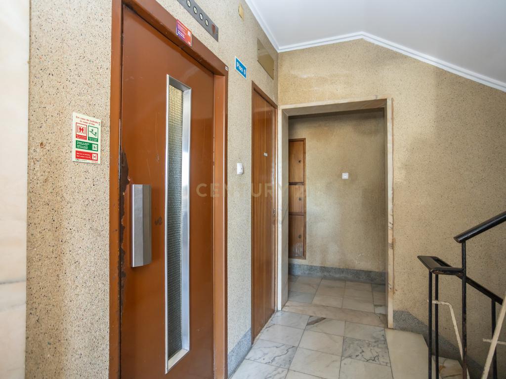 Apartamento T3 em Almada com Excelente Localização - Image 6