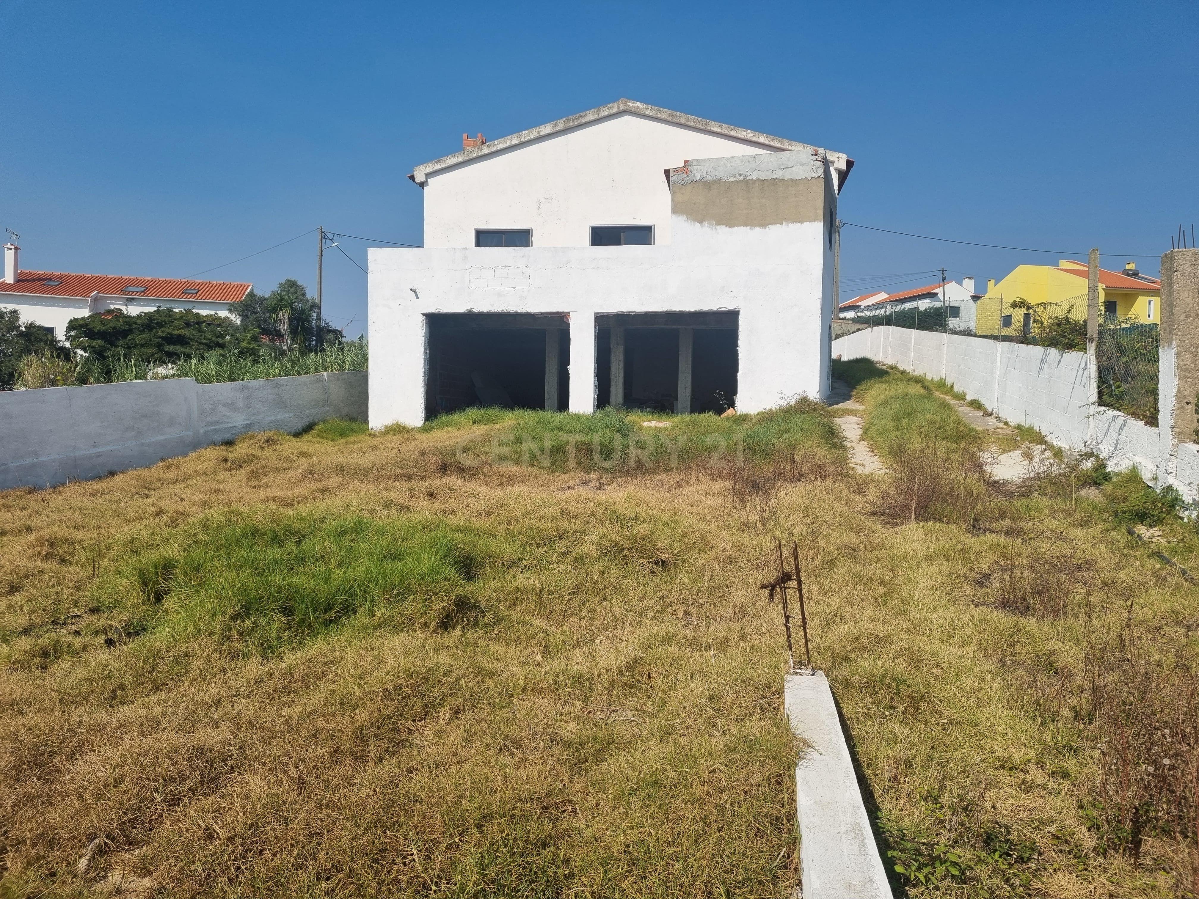 Moradia T3 isolada com vista mar - Image 21