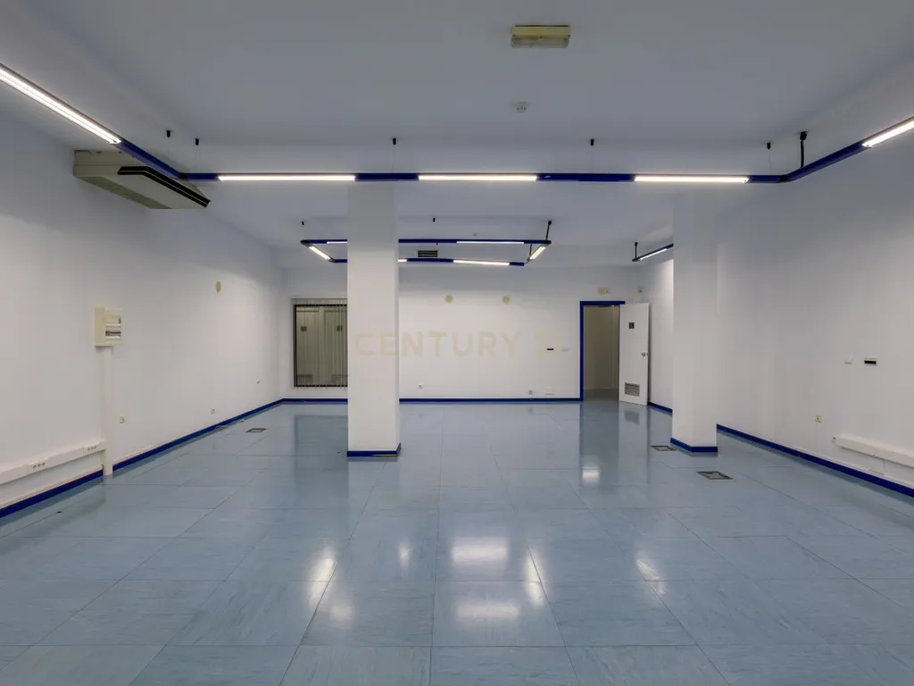 Edifício Comercial em Carnaxide - 5 Pisos - Image 18