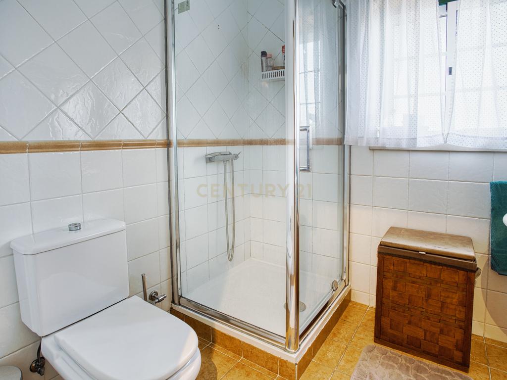 Moradia em São Martinho do Porto – Tranquilidade e Conforto perto da Baía de Sao Martinho - Image 10